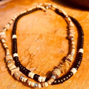 NWOT Hawaiian Necklace Set